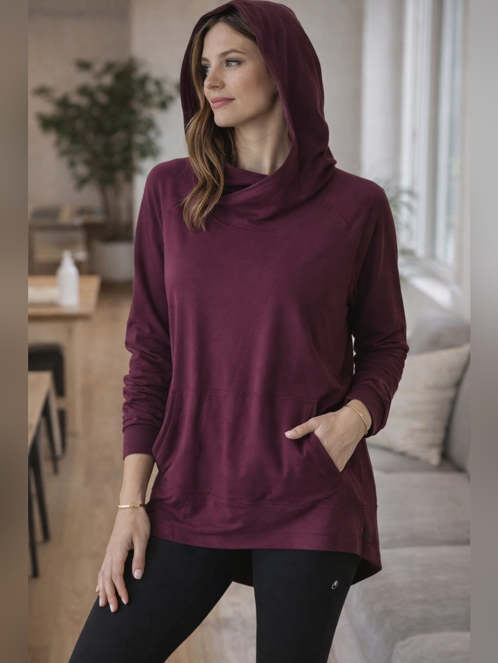 Lululemon Burgundy Hooded Pullover Top Size Large Cozy Athleisure Sweatshirt